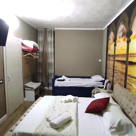 Guest house Claire De Lune *
